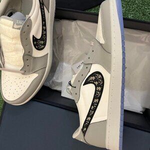 Nike Air Dior Dunks Size 11